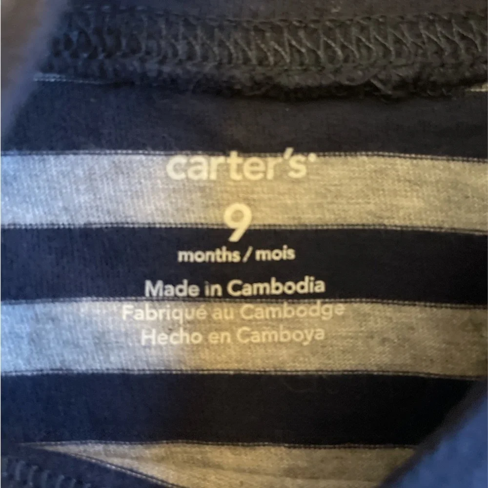Carter’s baby romper size 9mo